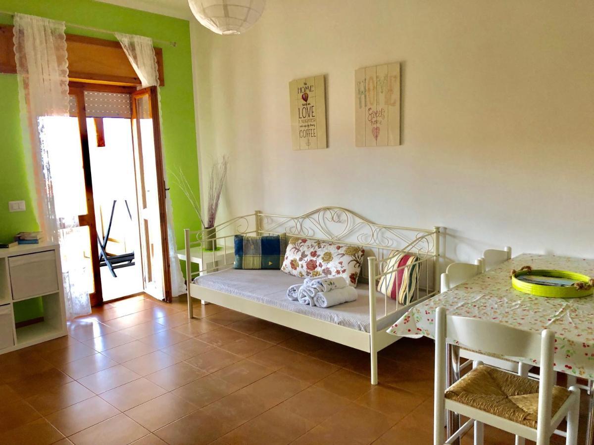 Apartament Lucia 150Mt From Beach Castelsardo Dış mekan fotoğraf